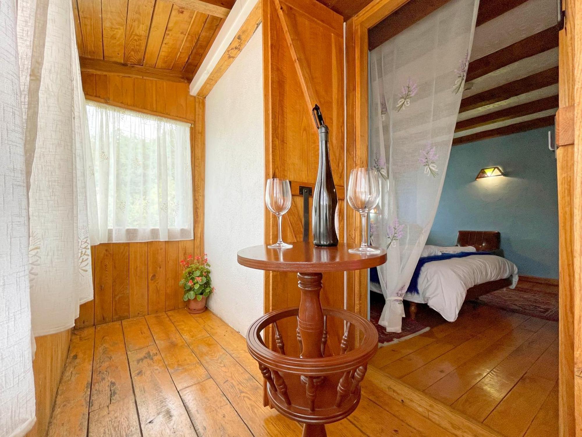 Hotel Peruskenea Jaunsaras Esterno foto
