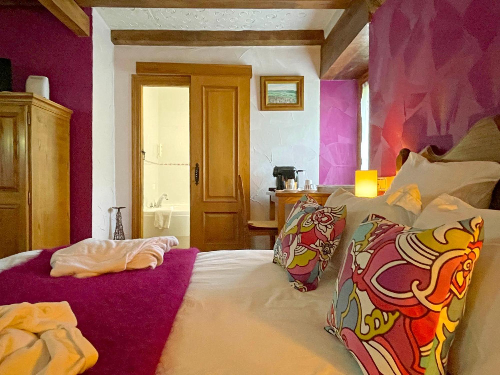 Hotel Peruskenea Jaunsaras Esterno foto