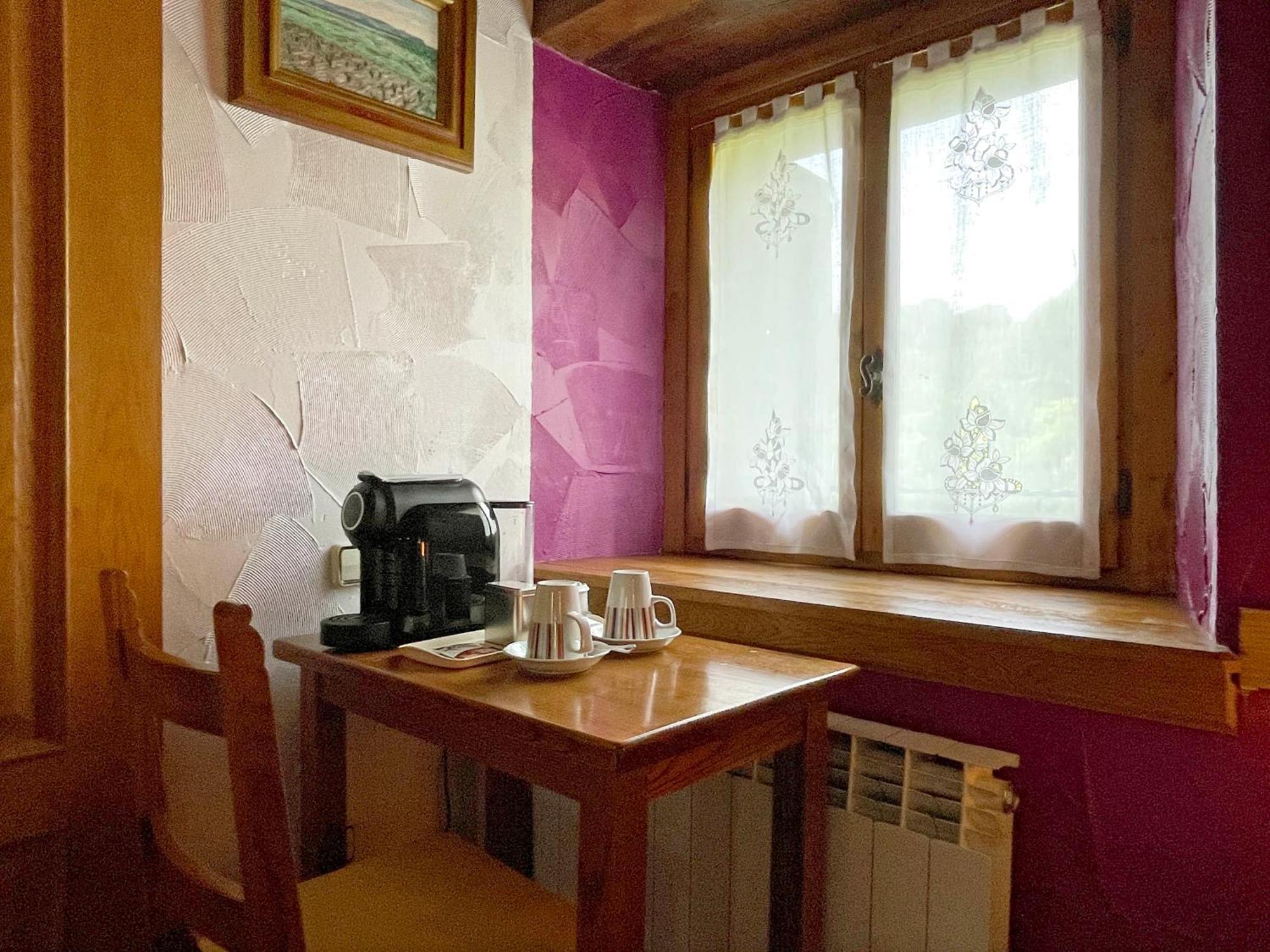 Hotel Peruskenea Jaunsaras Esterno foto