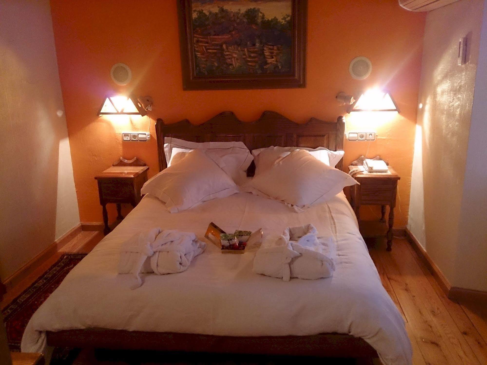 Hotel Peruskenea Jaunsaras Esterno foto